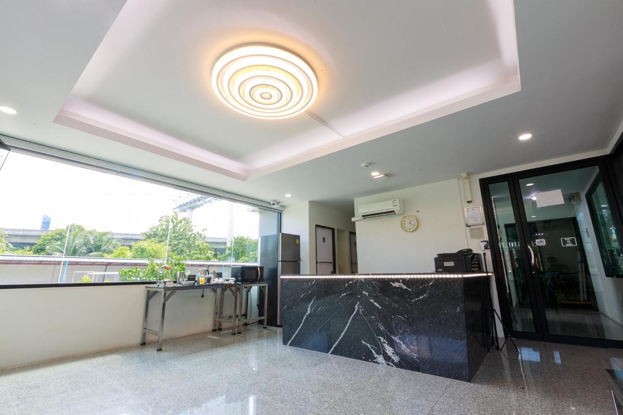 Siam Rama9 Hotel Bangkok Bagian luar foto